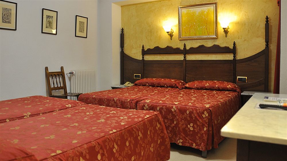 Hotel Reyes Catolicos Salamanca Kültér fotó