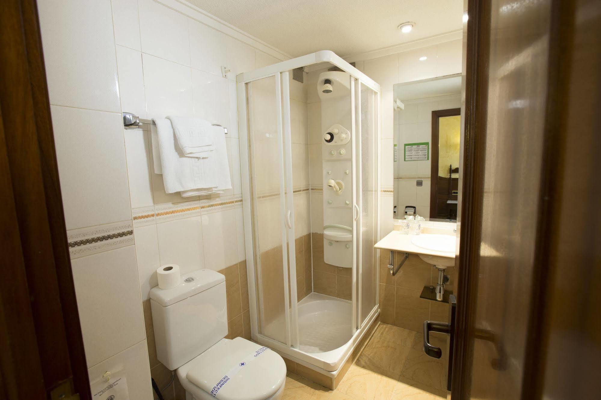 Hotel Reyes Catolicos Salamanca Kültér fotó