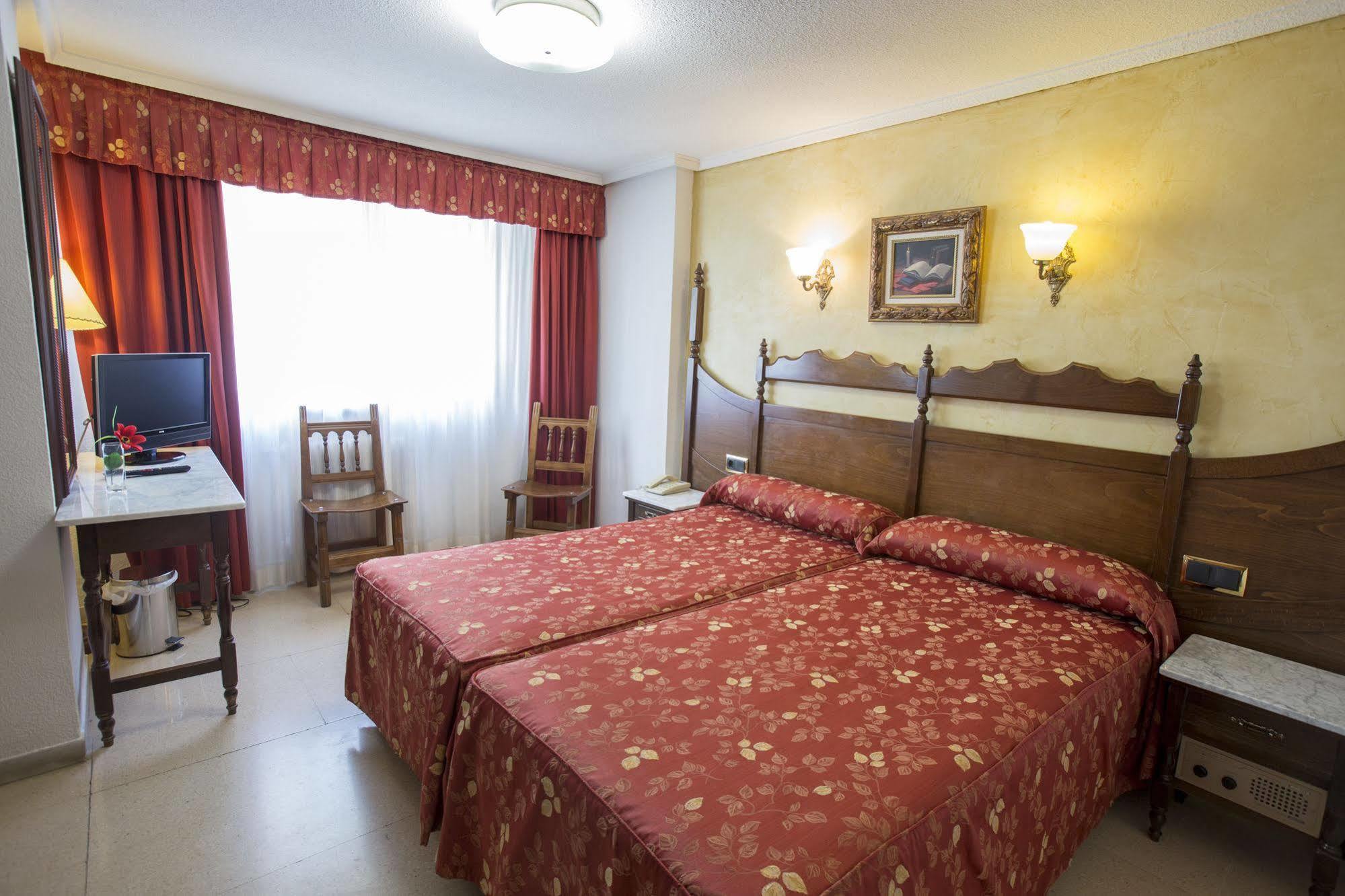 Hotel Reyes Catolicos Salamanca Kültér fotó