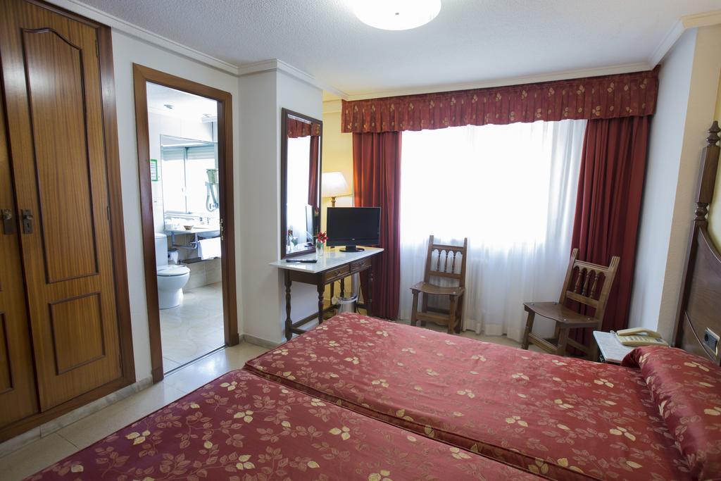 Hotel Reyes Catolicos Salamanca Kültér fotó